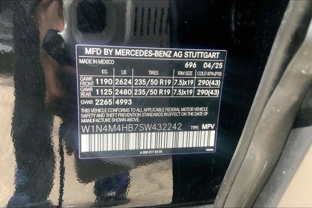 Used 2026 Mercedes-Benz GLB 250 4MATIC image 30