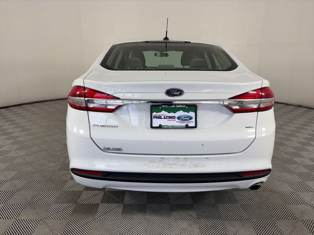 Used 2018 Ford Fusion SE image 6