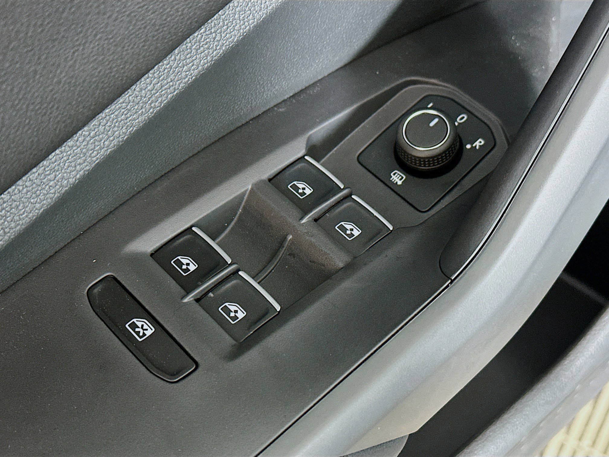 New 2025 Volkswagen Jetta Sport image 17