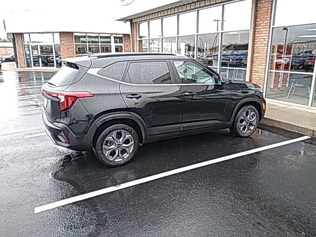 Used 2024 Kia Seltos S FWD image 10