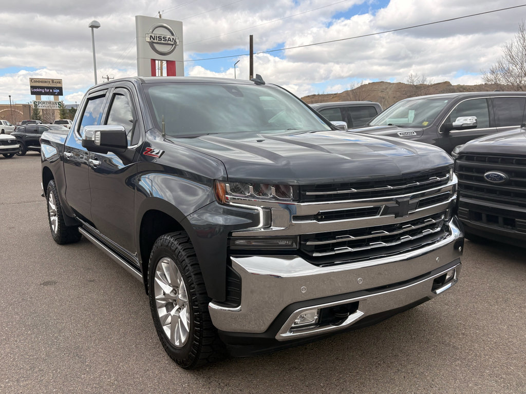 Used 2022 Chevrolet Silverado 1500 LTZ w/ LTZ Premium Package AWD/4WD image 7