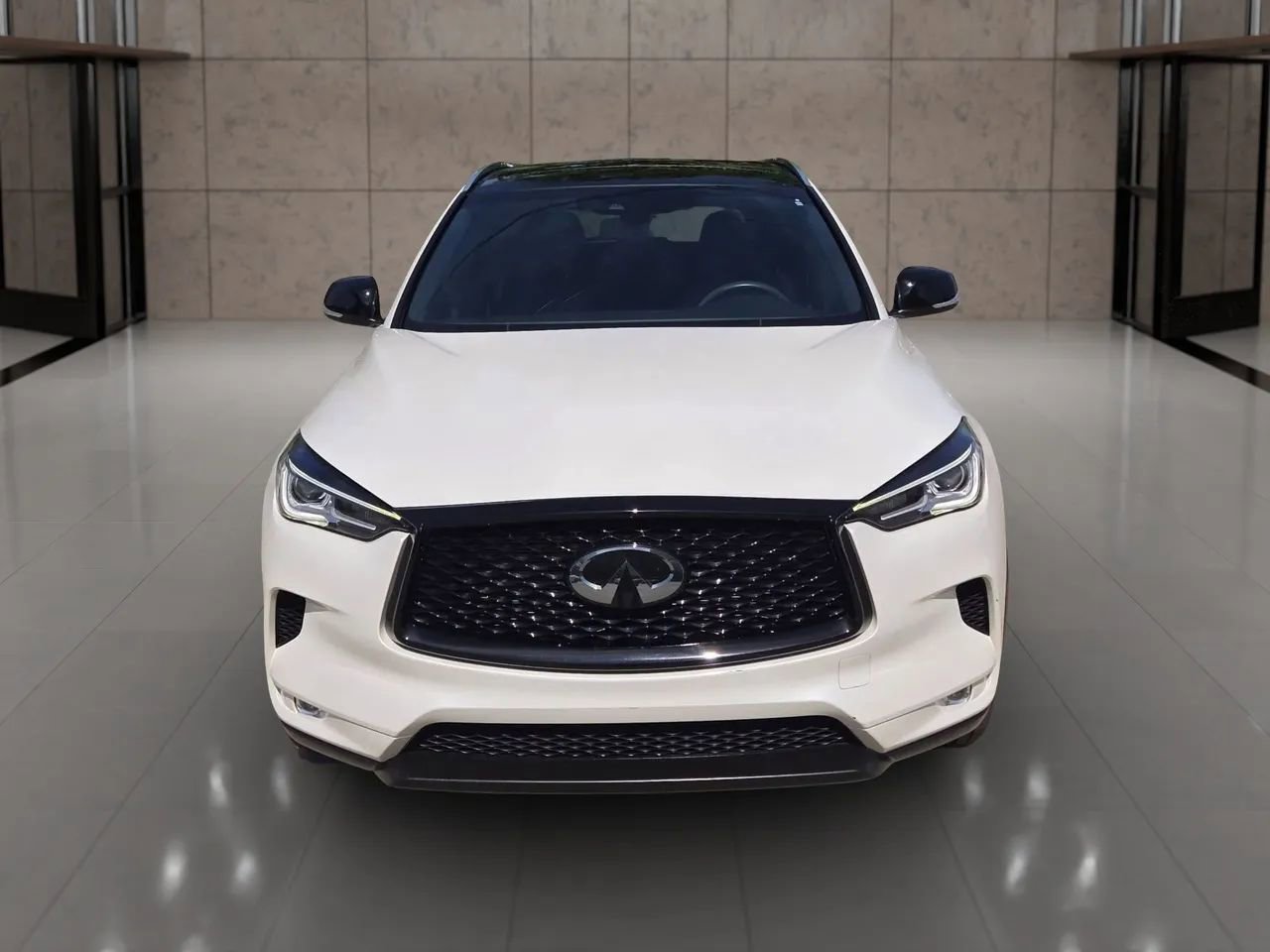 Used 2022 INFINITI QX50 Luxe w/ Appearance Package image 4