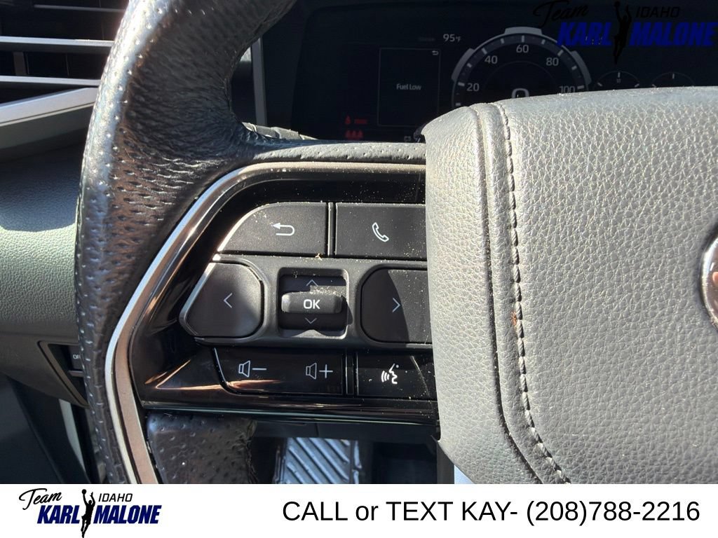 Used 2024 Toyota Tundra Limited AWD/4WD image 30