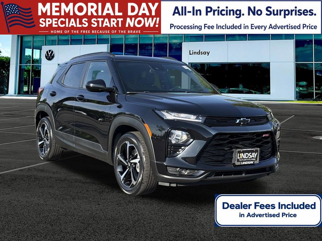 Used 2023 Chevrolet TrailBlazer RS w/ Sun and Liftgate Package FWD image 1