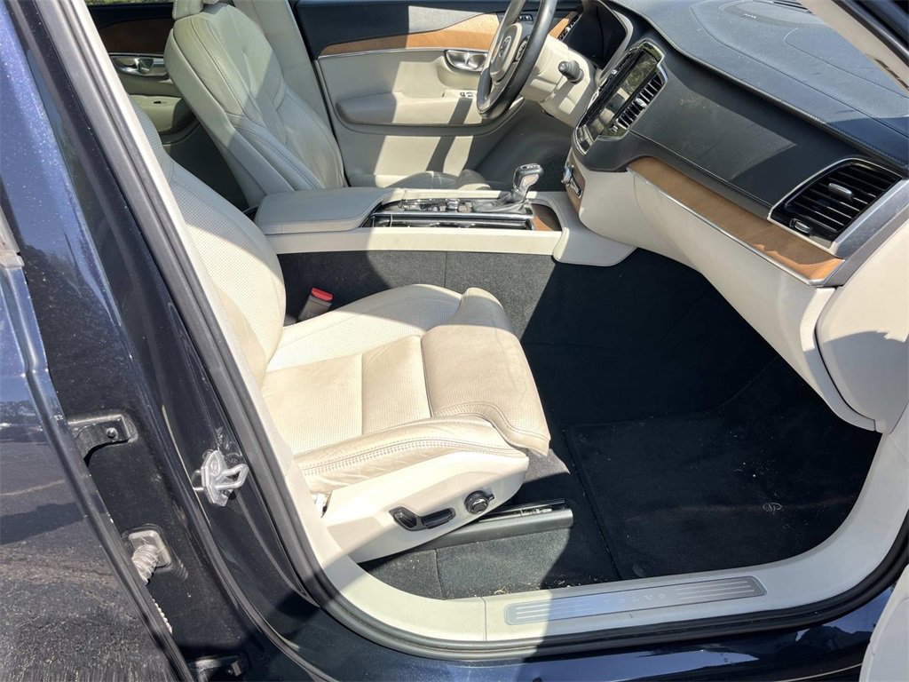 Used 2019 Volvo XC90 T6 Inscription w/ Advanced Package image 22