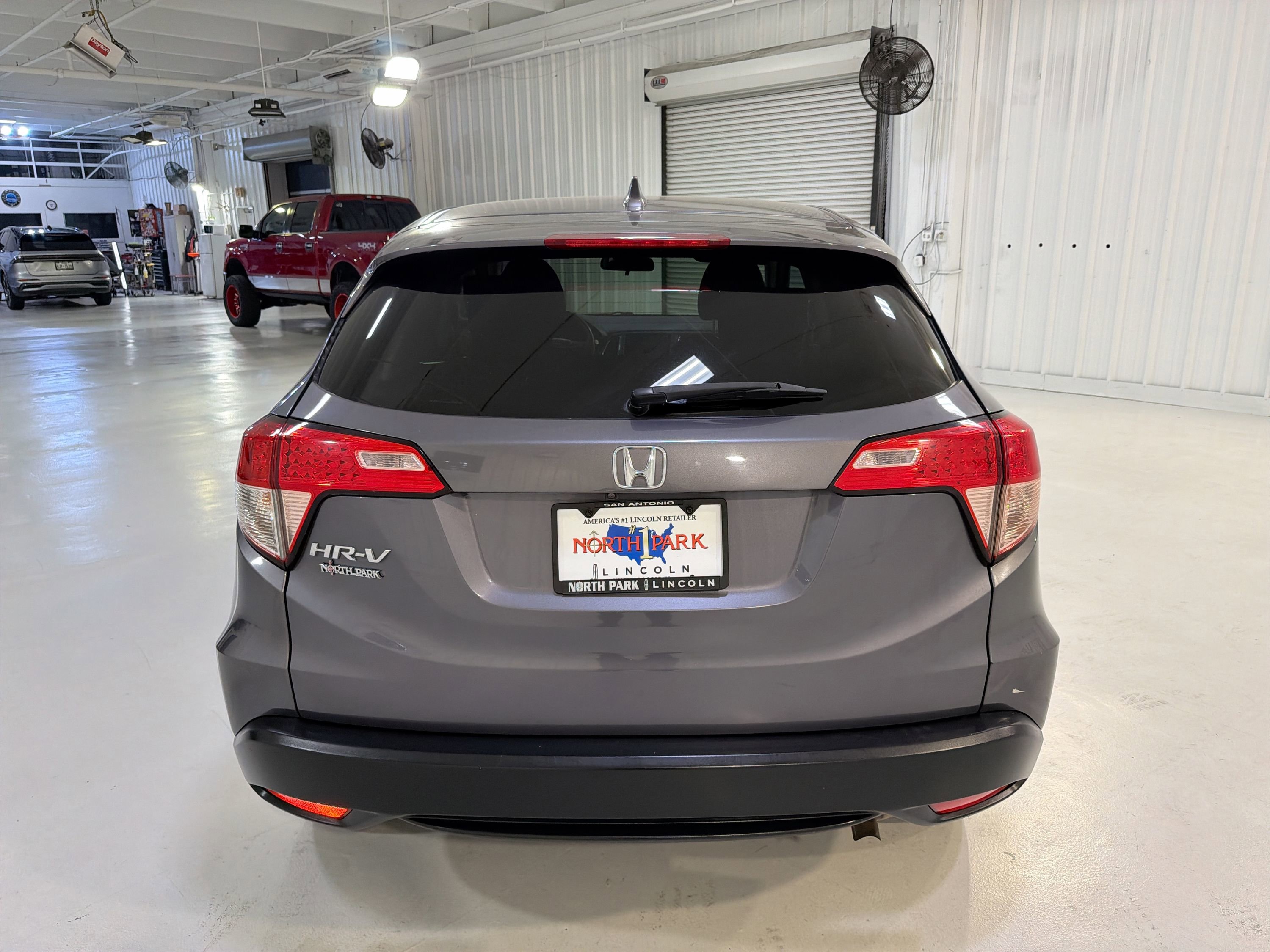 Used 2017 Honda HR-V EX image 25