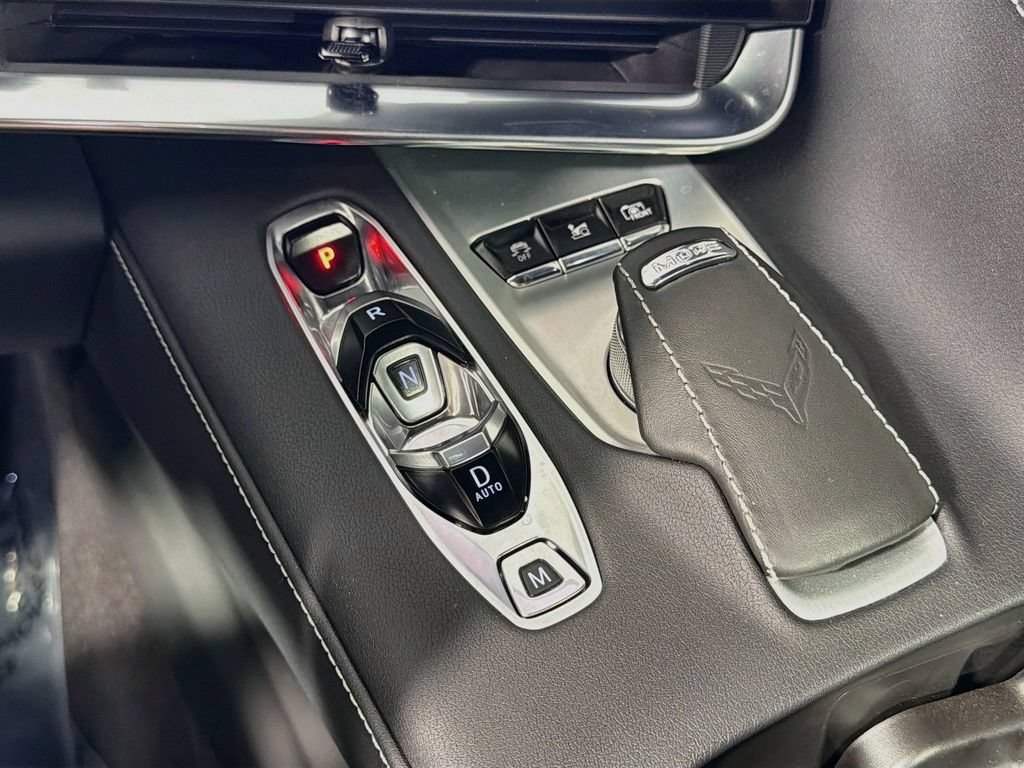 Used 2020 Chevrolet Corvette Stingray Preferred Conv w/ 2LT Preferred Equipment Group RWD image 17
