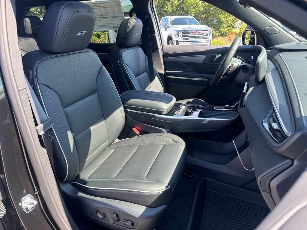 New 2026 Buick Enclave Sport Touring w/ Power Package FWD image 11