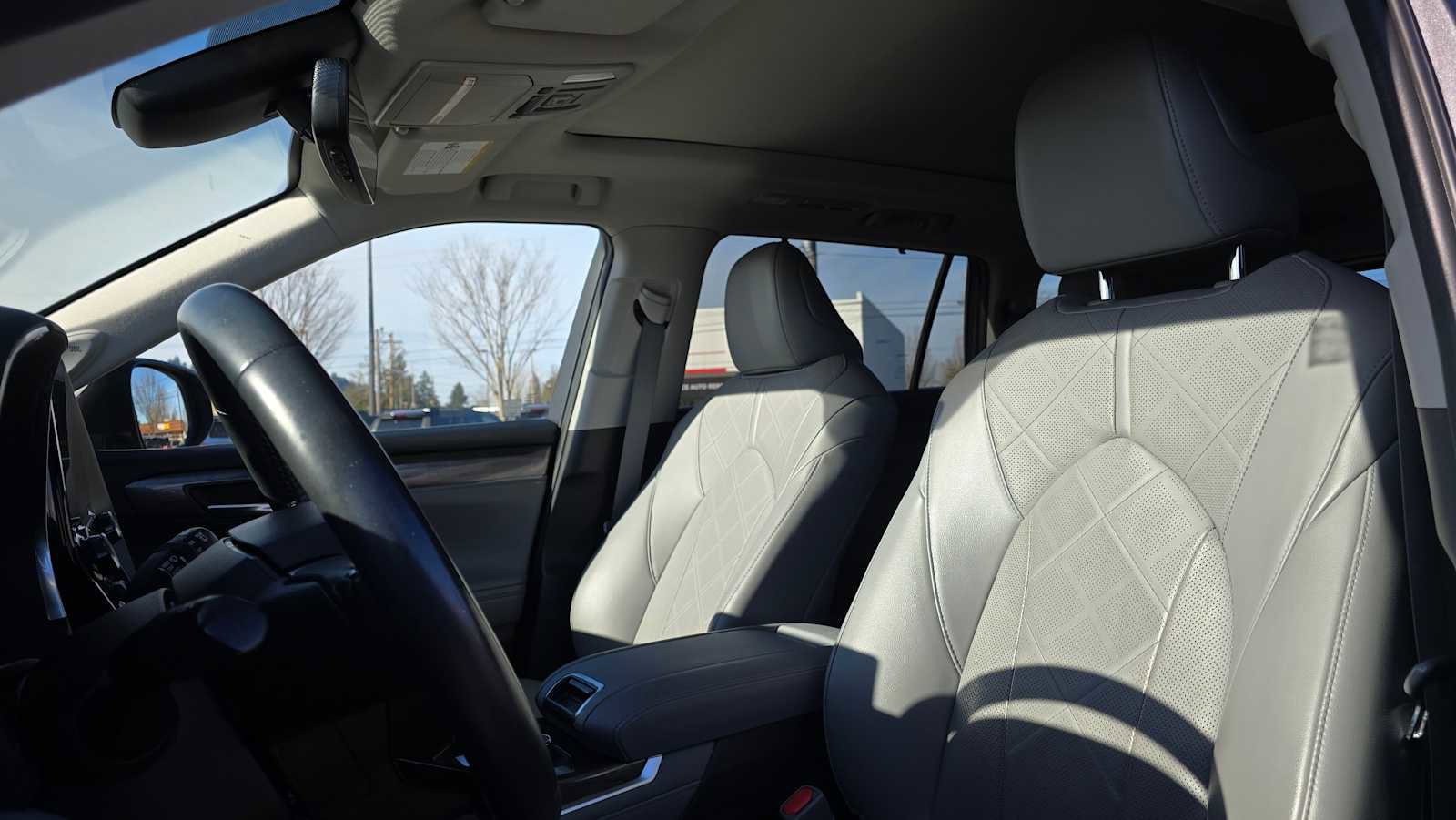 Used 2022 Toyota Highlander Platinum image 24