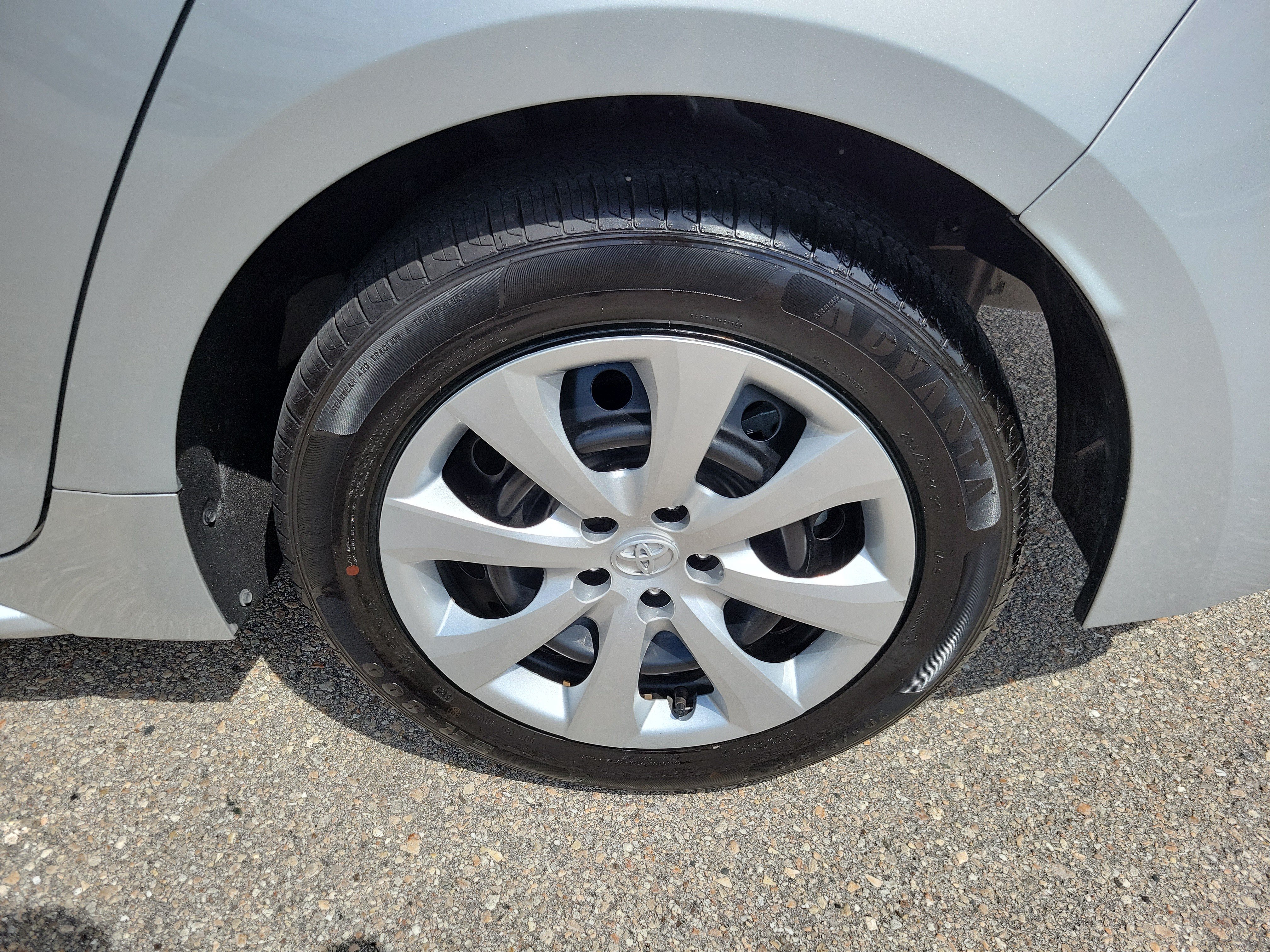 Used 2023 Toyota Corolla LE FWD image 10