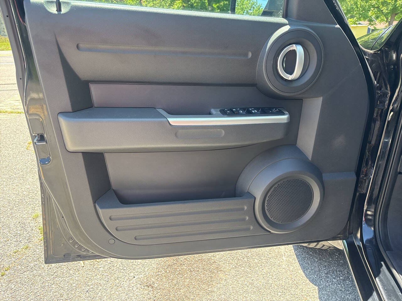Used 2007 Dodge Nitro R/T AWD/4WD image 18