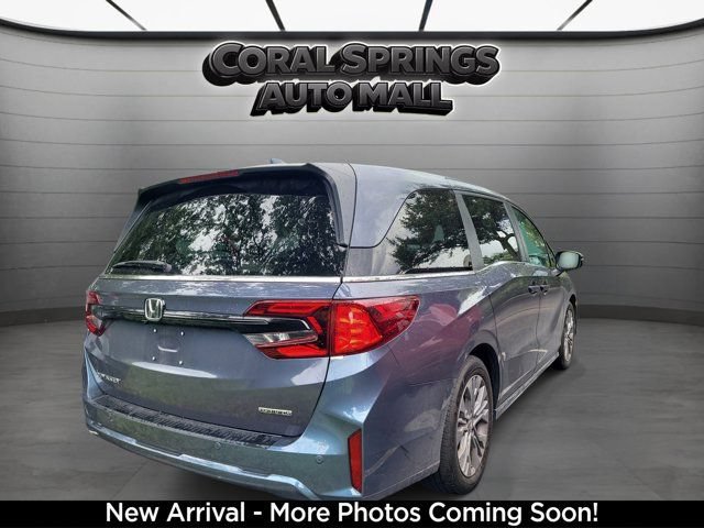 Certified 2025 Honda Odyssey Touring image 4