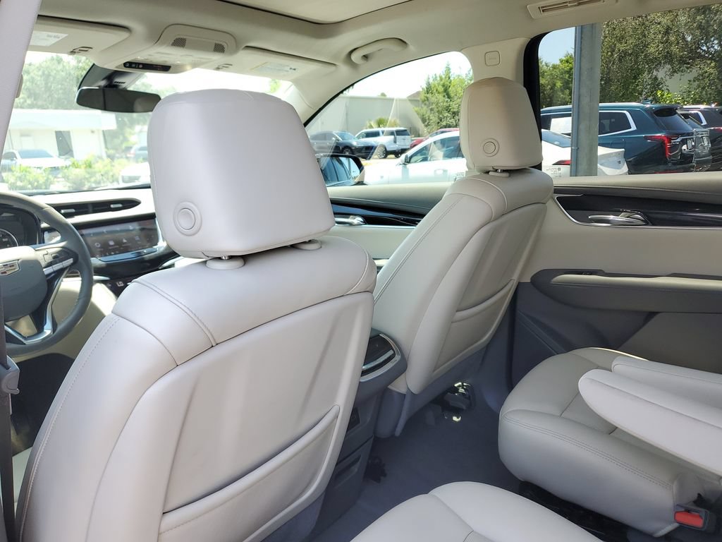 Certified 2022 Cadillac XT6 Premium Luxury AWD/4WD image 15