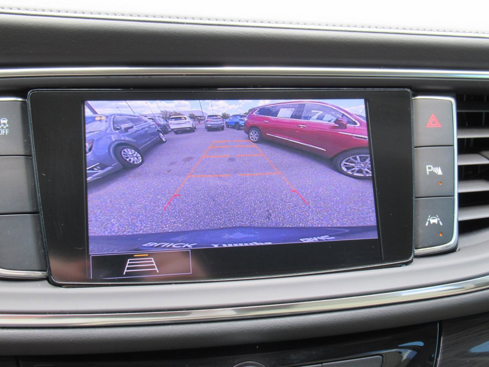 Used 2020 Buick Enclave Premium FWD image 28