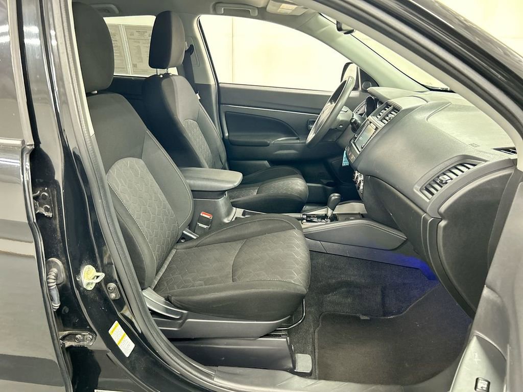 Used 2021 Mitsubishi Outlander Sport Black Edition image 22