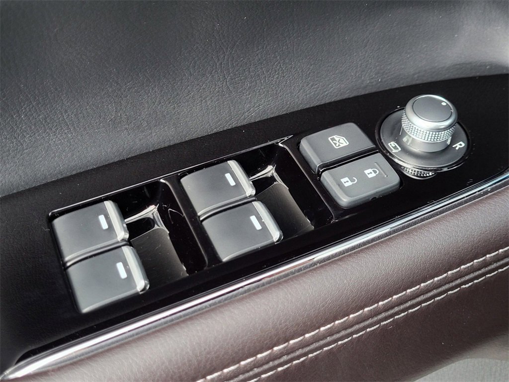 New 2025 MAZDA CX-5 Signature image 6