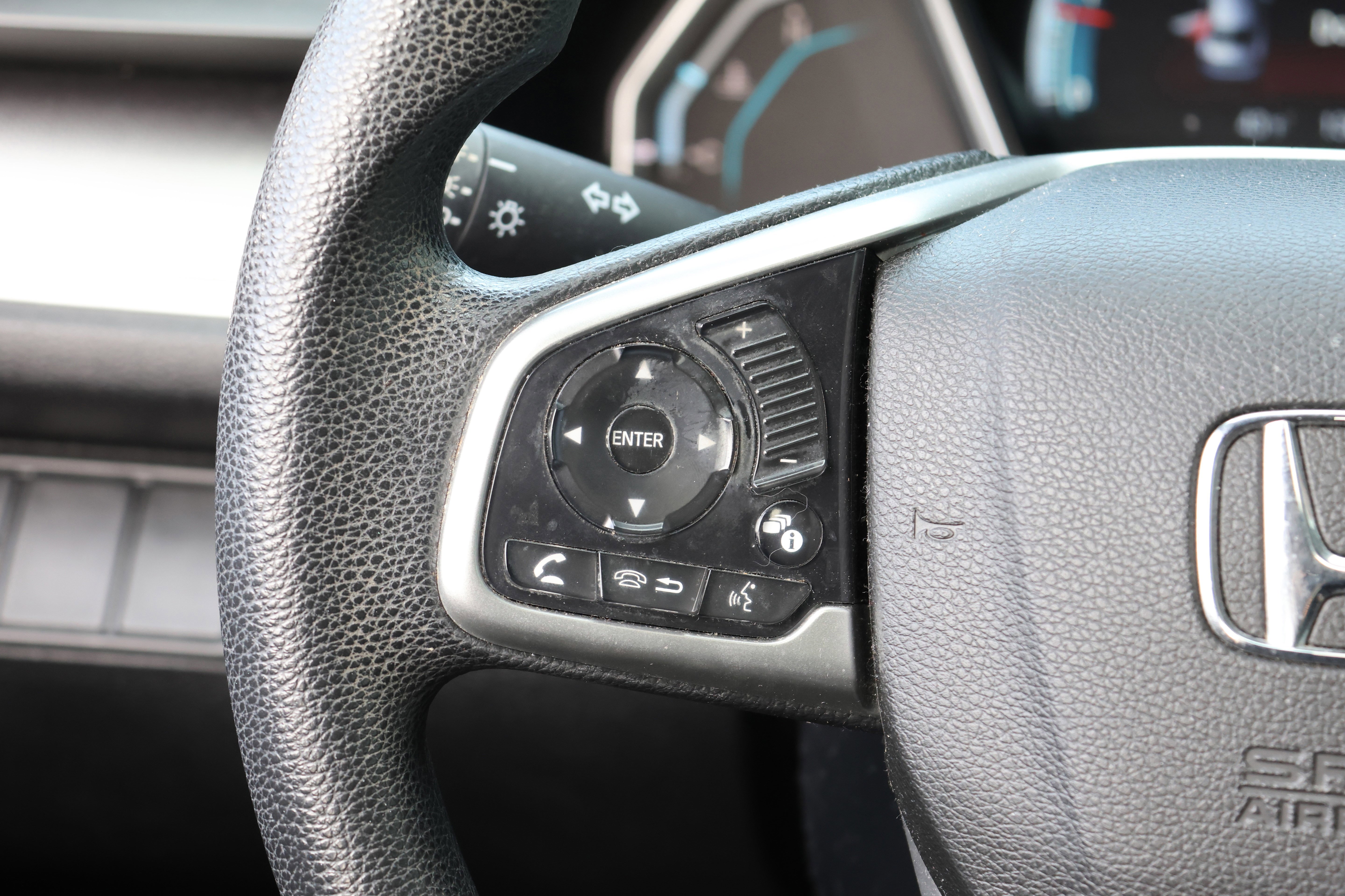 Used 2018 Honda Civic EX image 17