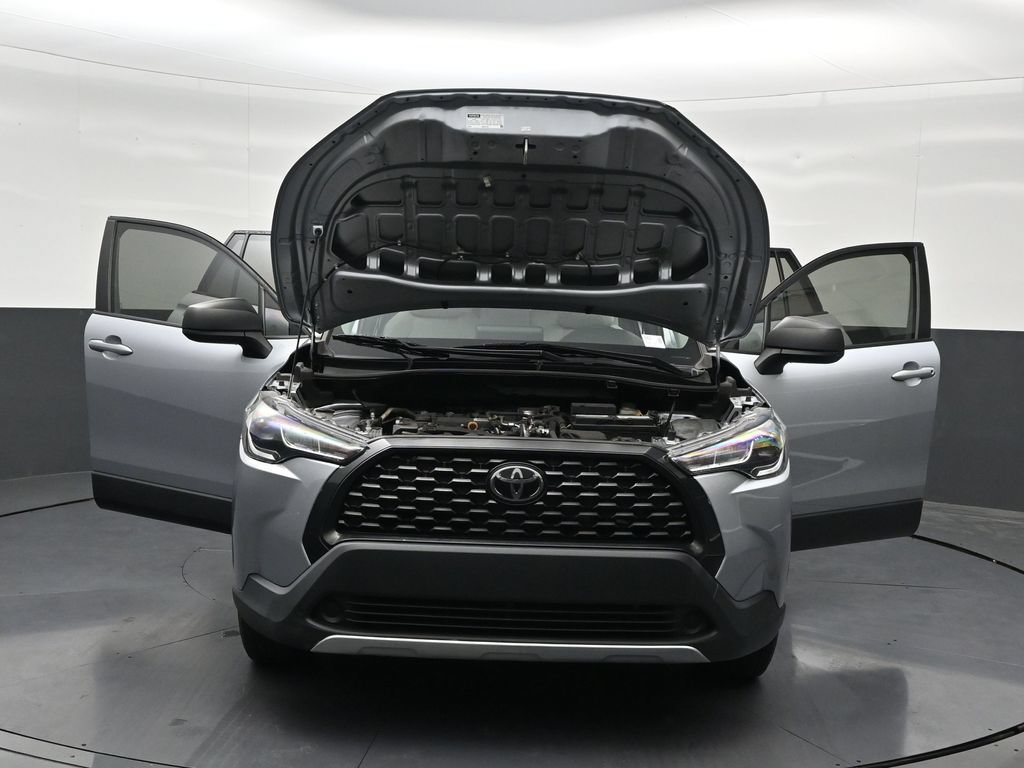 Used 2022 Toyota Corolla Cross L FWD image 36
