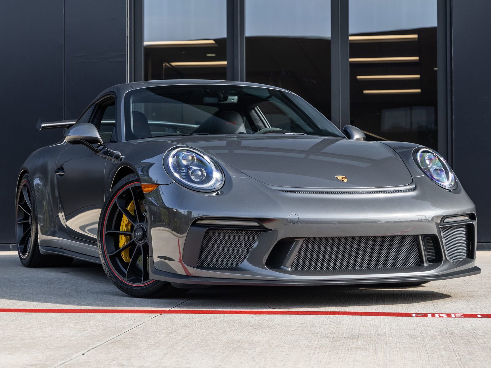 Certified 2018 Porsche 911 GT3 RWD image 6
