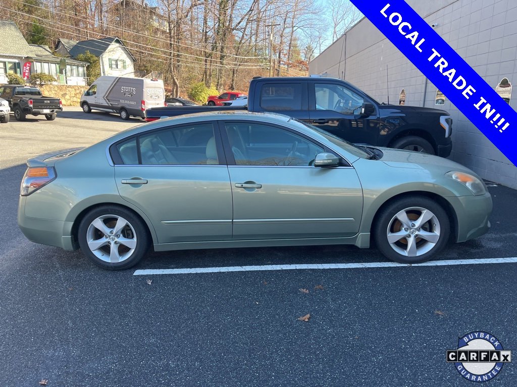 Used 2007 Nissan Altima 3.5 SE w/ Technology Pkg image 15