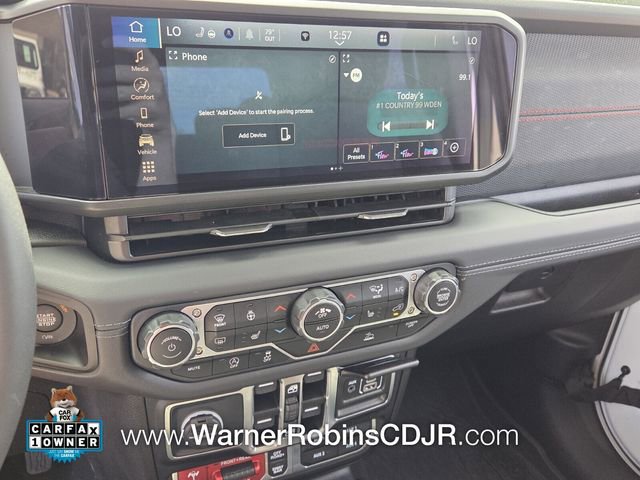 Used 2025 Jeep Gladiator Rubicon w/ Convenience Group image 21