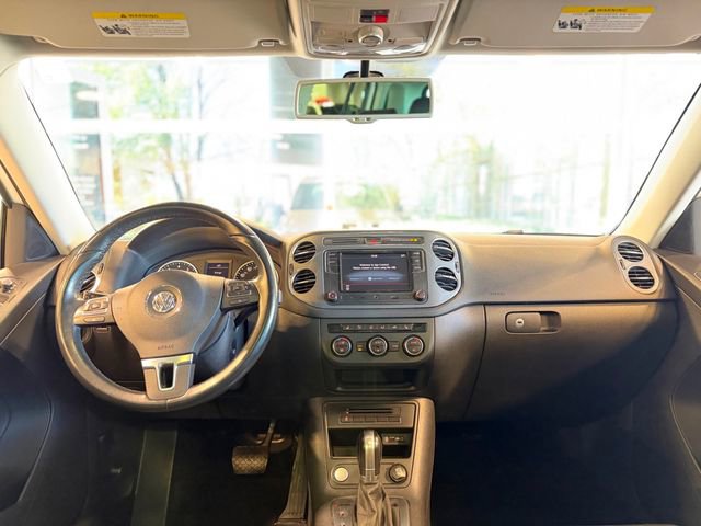 Used 2017 Volkswagen Tiguan Sport AWD/4WD image 35