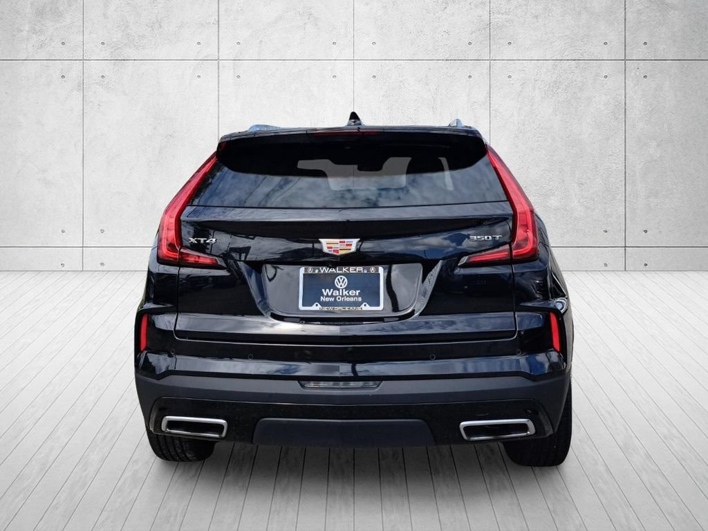 Used 2025 Cadillac XT4 Premium Luxury FWD image 6