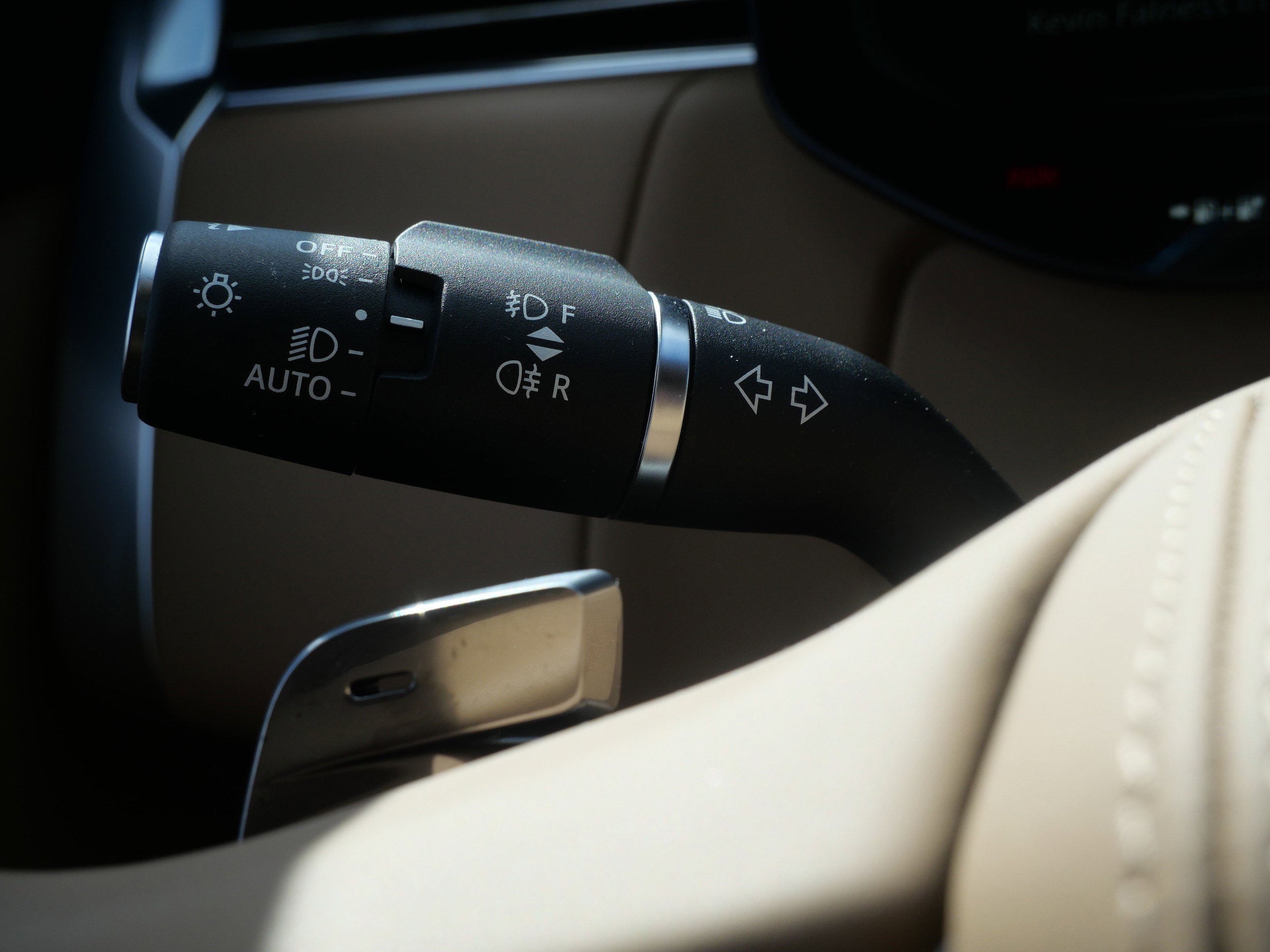 Certified 2025 Land Rover Range Rover Autobiography image 26