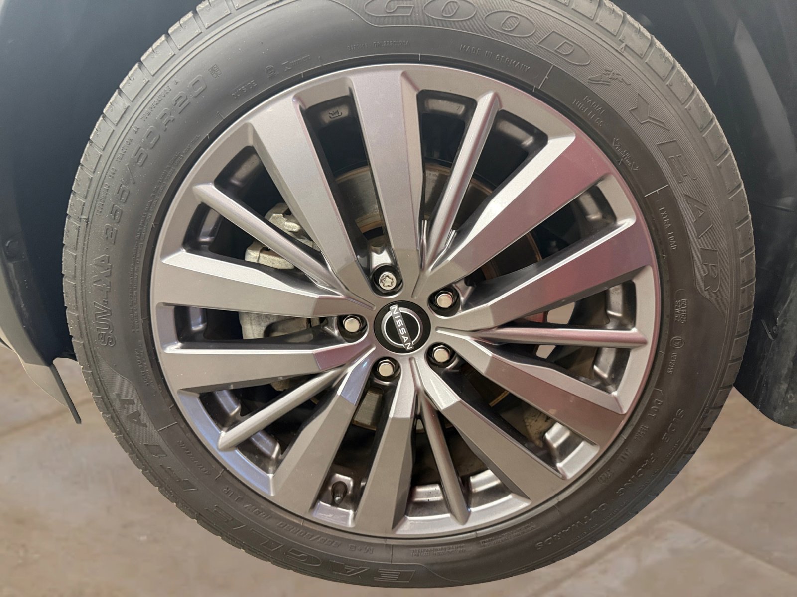 Used 2024 Nissan Pathfinder SL w/ SL Premium Package FWD image 32