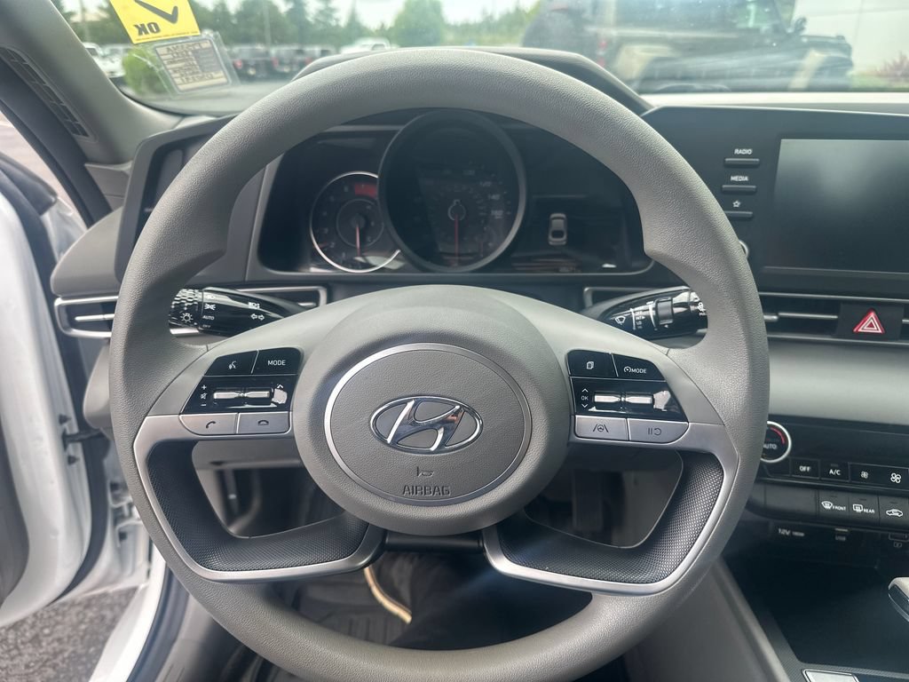 Used 2021 Hyundai Elantra SEL FWD image 14