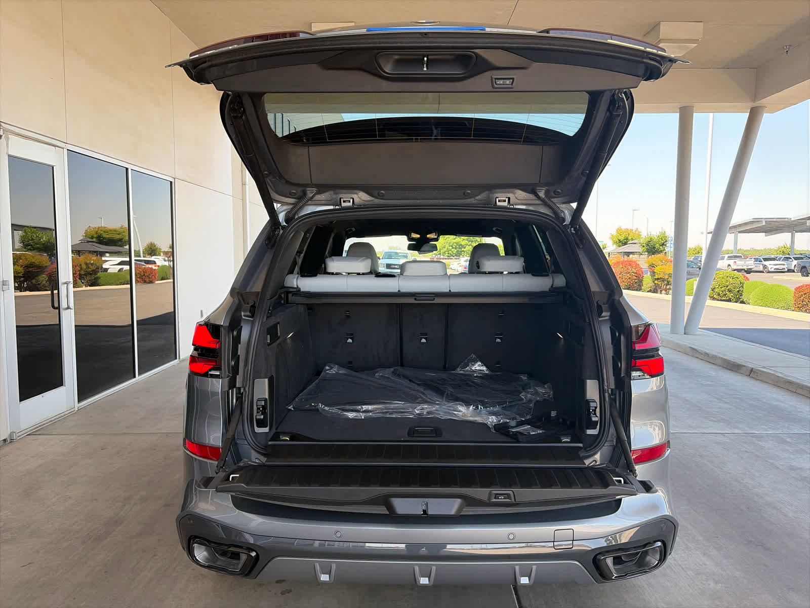 New 2026 BMW X5 sDrive40i w/ M Sport Package RWD image 15