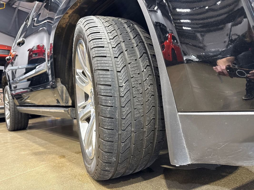 Used 2015 Cadillac Escalade Premium image 39