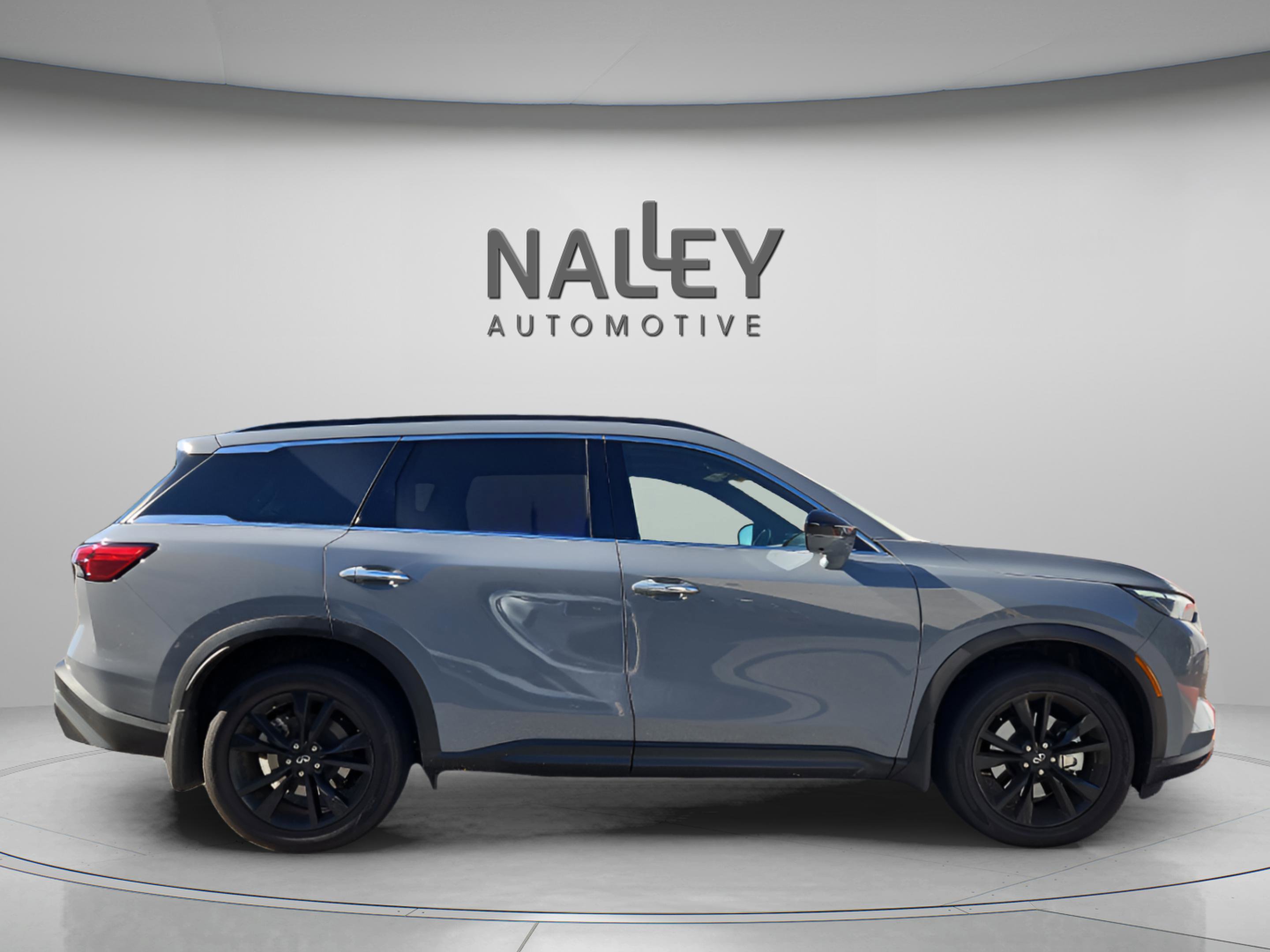 Certified 2025 INFINITI QX60 Luxe w/ Black Edition image 7