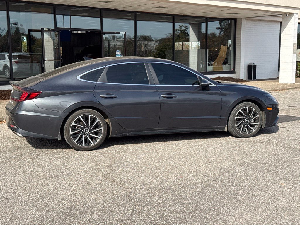 Used 2021 Hyundai Sonata Limited w/ Winter Weather Package FWD image 13