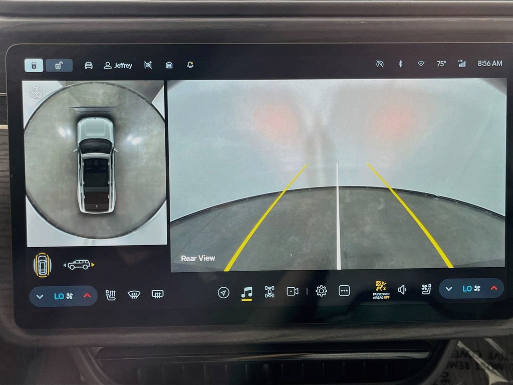 Used 2024 Rivian R1S Adventure AWD/4WD image 19