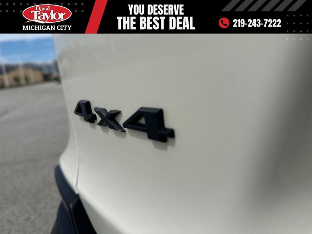 Used 2019 Jeep Cherokee Trailhawk image 37
