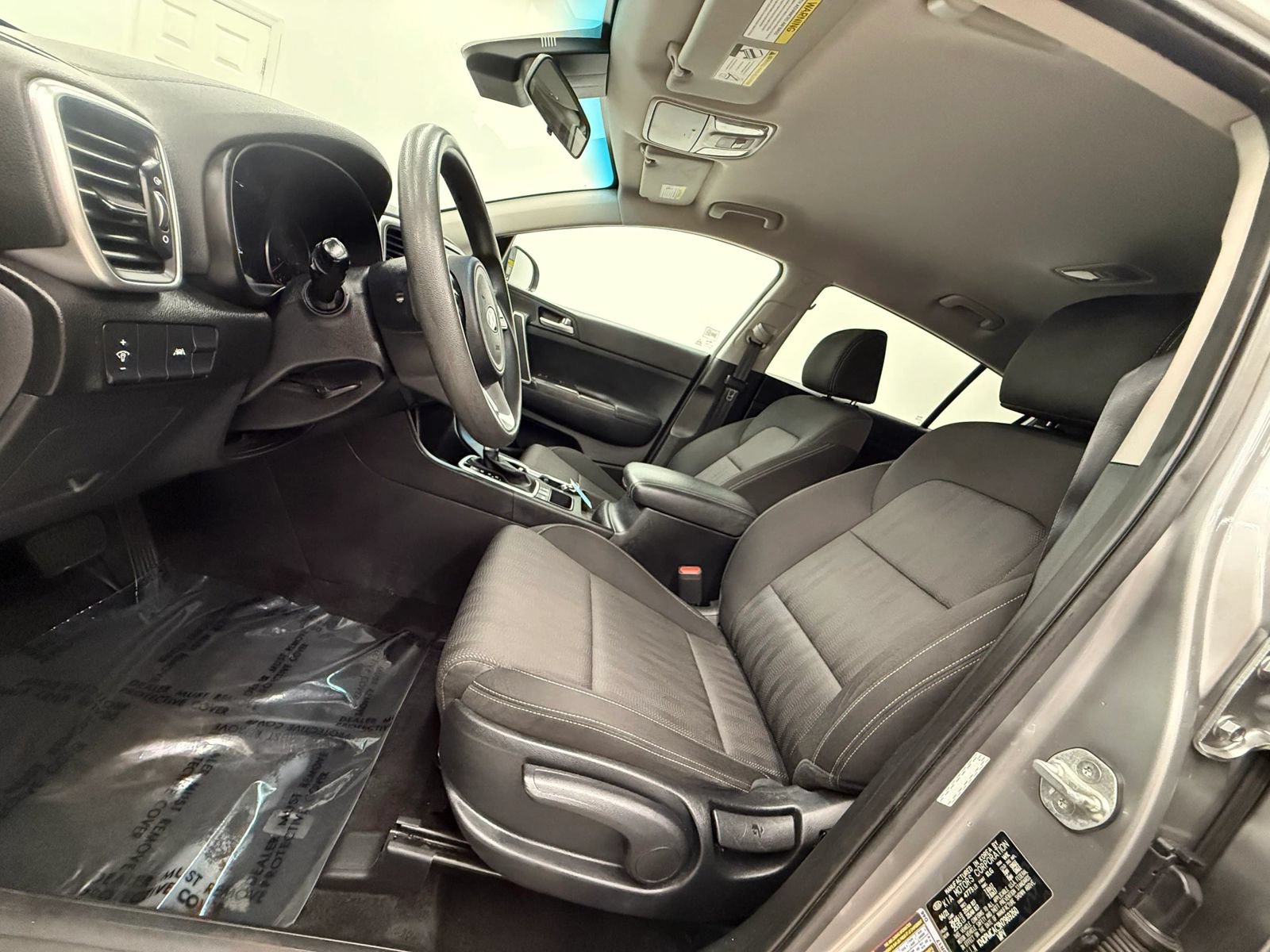Used 2022 Kia Sportage LX AWD/4WD image 17