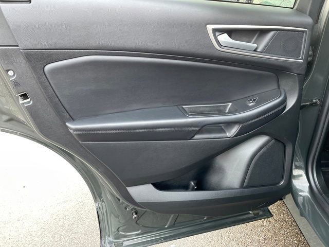 Used 2024 Ford Edge SEL w/ Convenience Package image 25