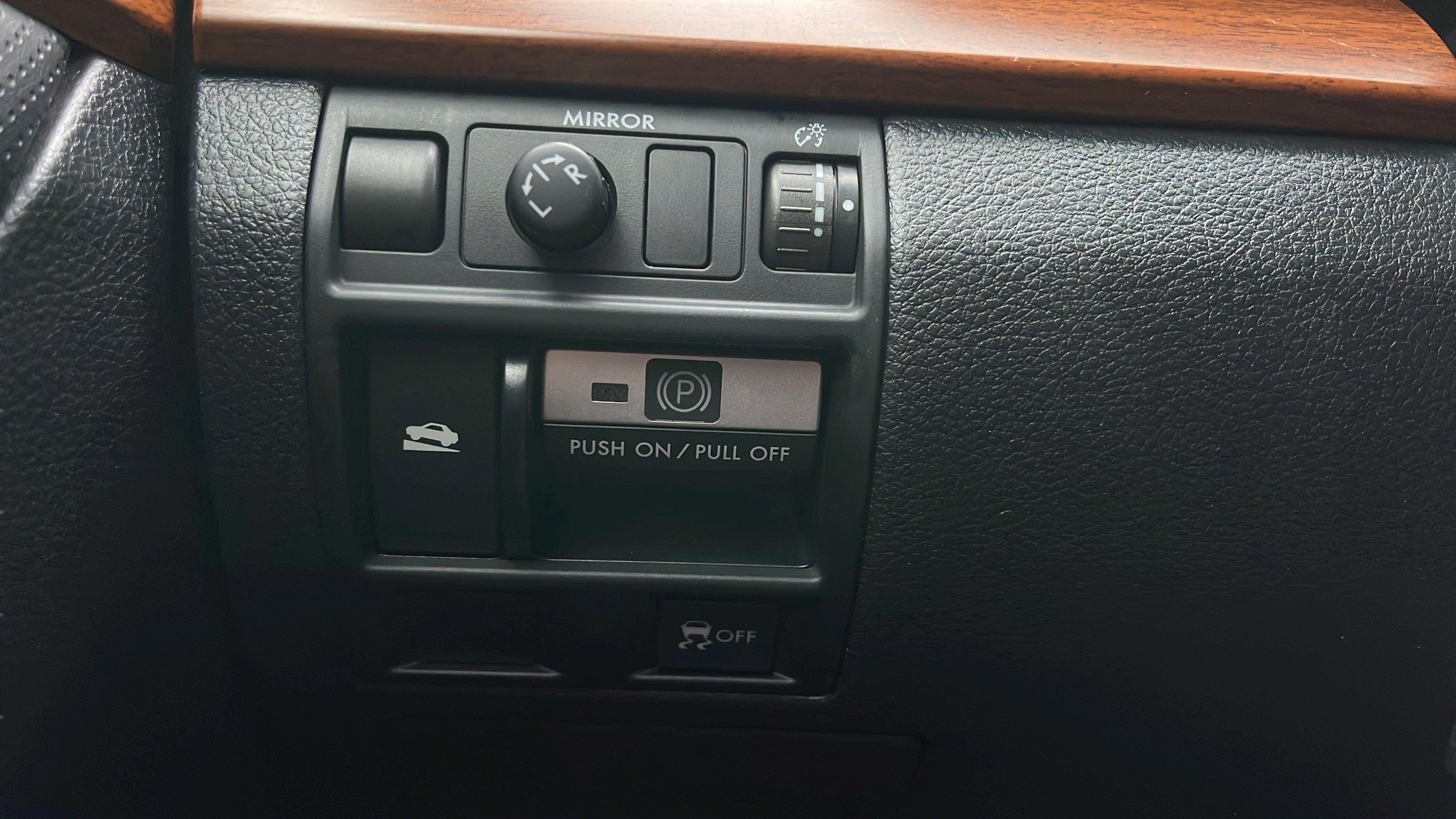 Used 2013 Subaru Outback 2.5i Limited image 30