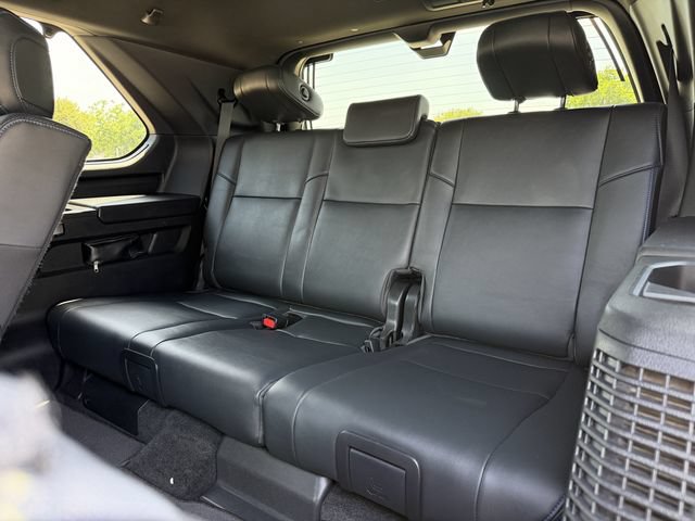 Used 2024 Toyota Sequoia Platinum AWD/4WD image 31