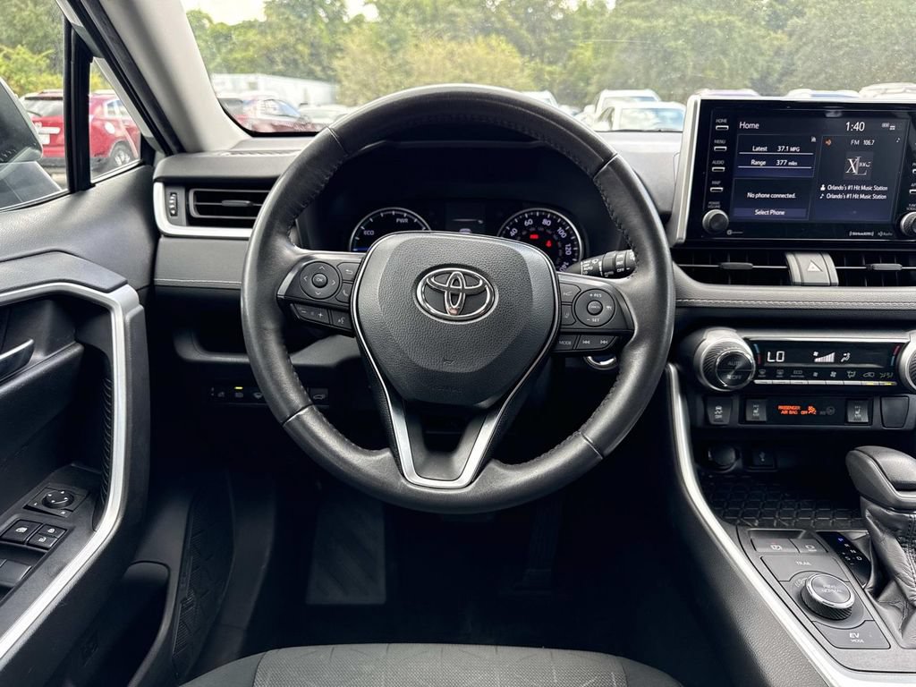 Used 2020 Toyota RAV4 XLE w/ Convenience Package AWD/4WD image 17