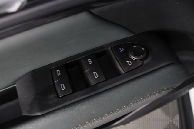 New 2026 GMC Terrain AT4 w/ Convenience Package III image 18