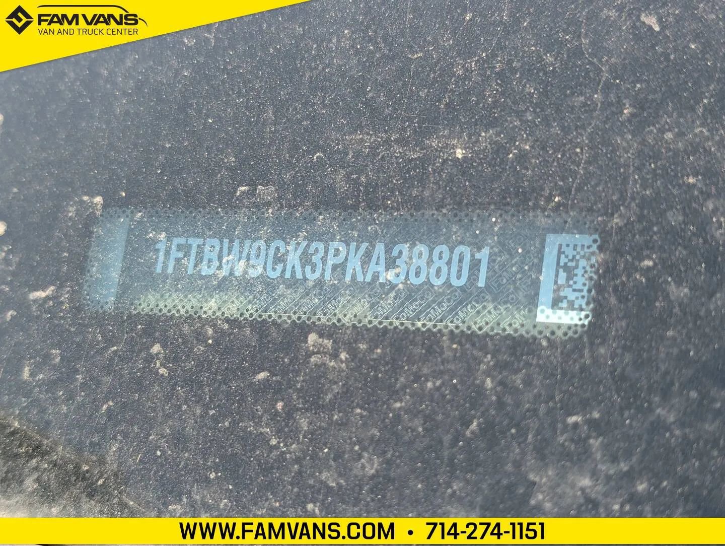 Used 2023 Ford E-Transit Medium Roof RWD image 28
