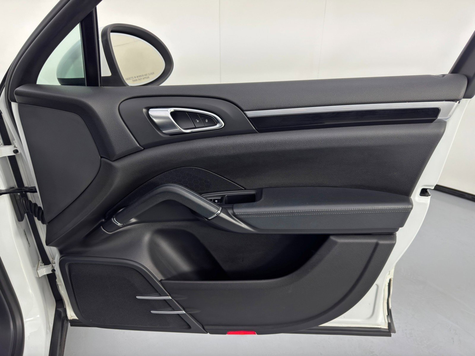 Used 2014 Porsche Cayenne AWD/4WD image 40