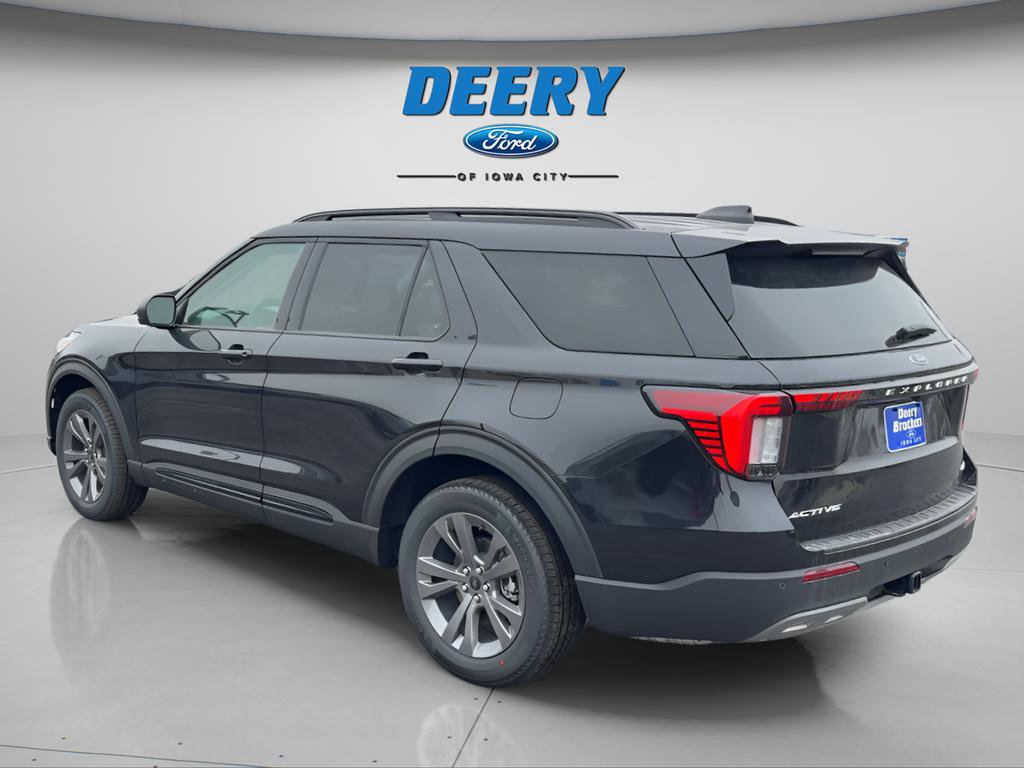 New 2026 Ford Explorer Active w/ Active Comfort Package image 3