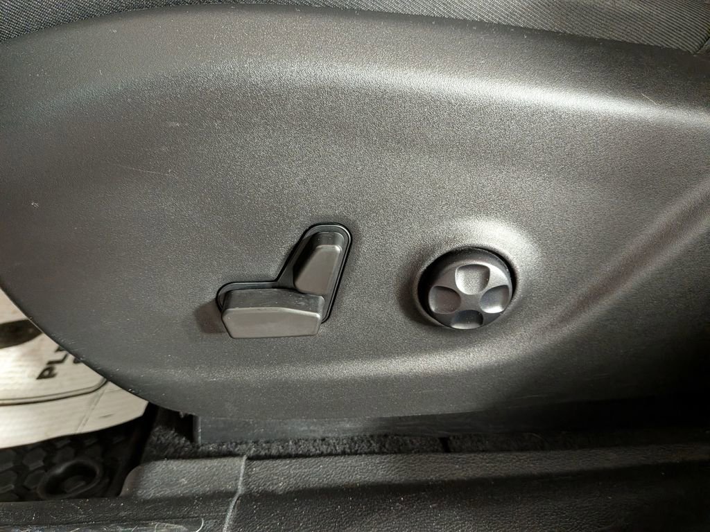 Certified 2021 Jeep Cherokee Trailhawk w/ Premium Leather Package AWD/4WD image 19