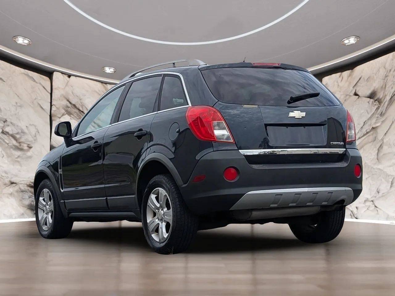 Used 2015 Chevrolet Captiva Sport LS FWD image 7