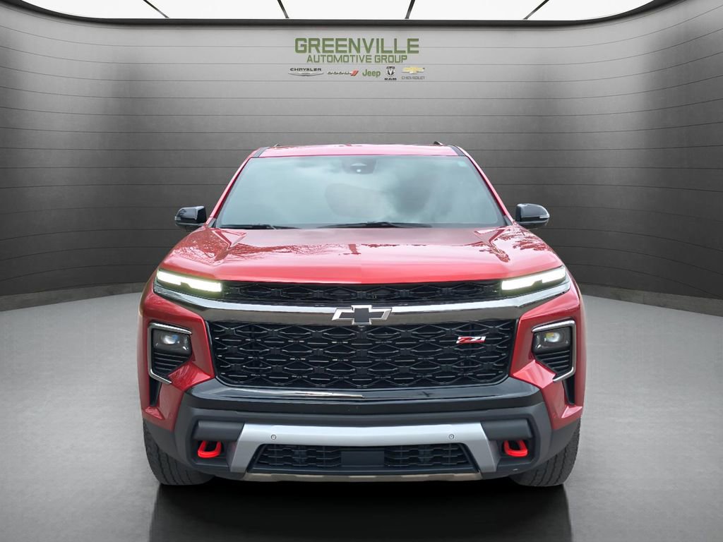 Used 2024 Chevrolet Traverse Z71 w/ Enhanced Driving Package image 10