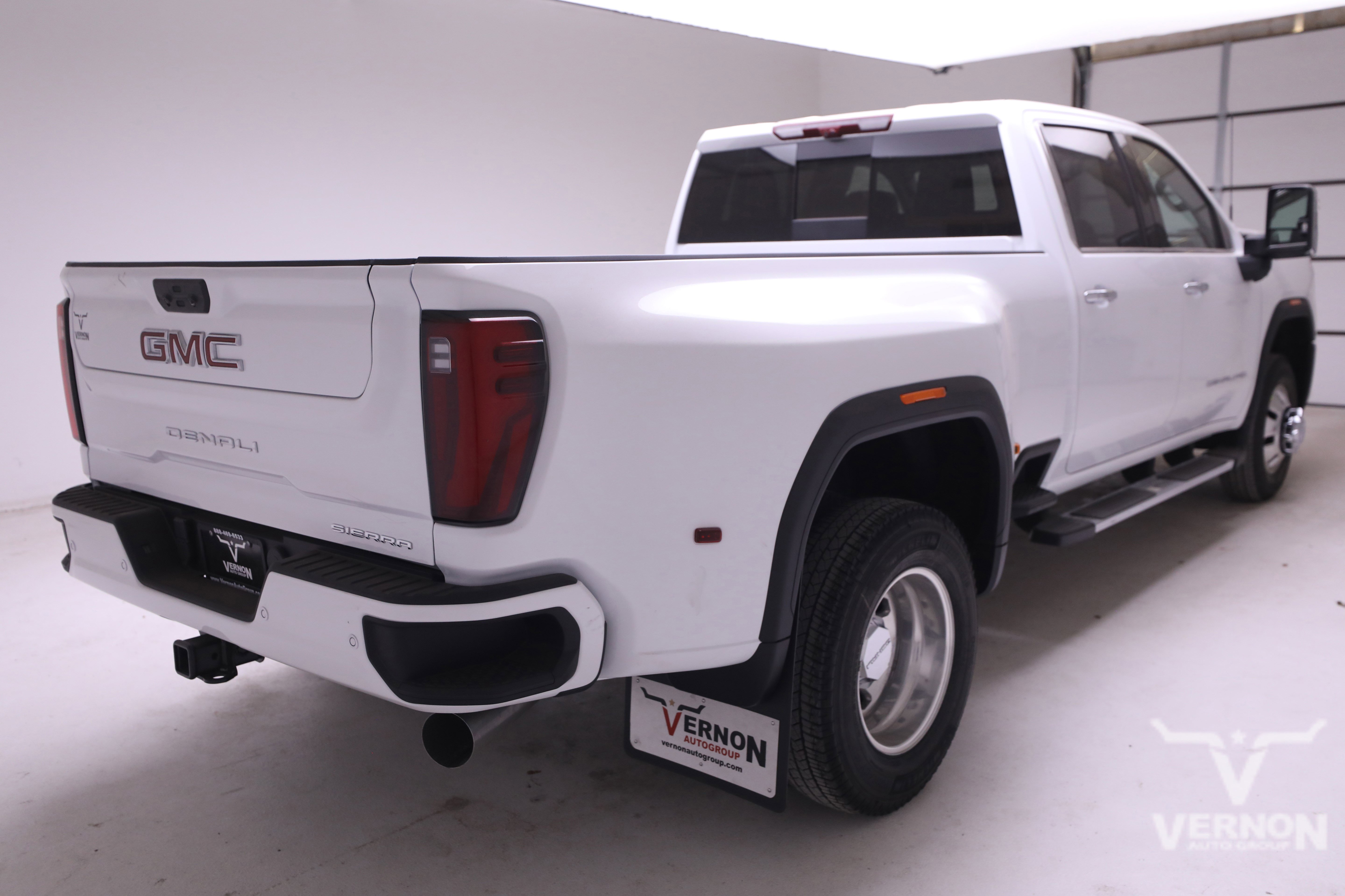 New 2026 GMC Sierra 3500 Denali w/ Technology Package image 5