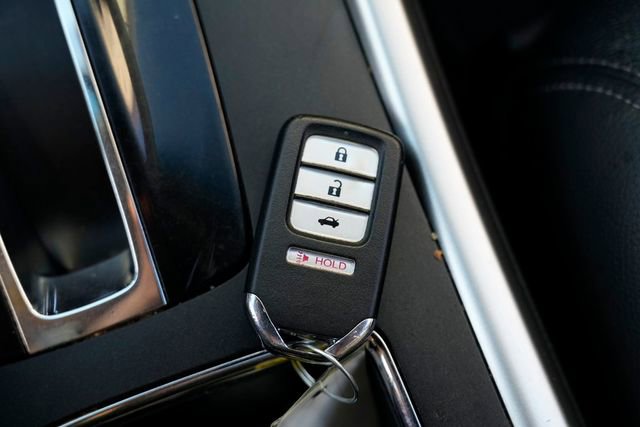 Used 2015 Honda Accord Touring image 55